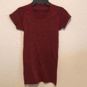 Lululemon swiftly tech tee -size 2